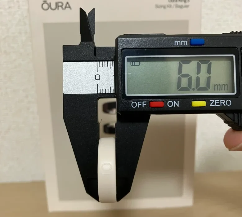 Oura Ring 5サイジングキットのサイズ10(USモデル)の厚み寸法
